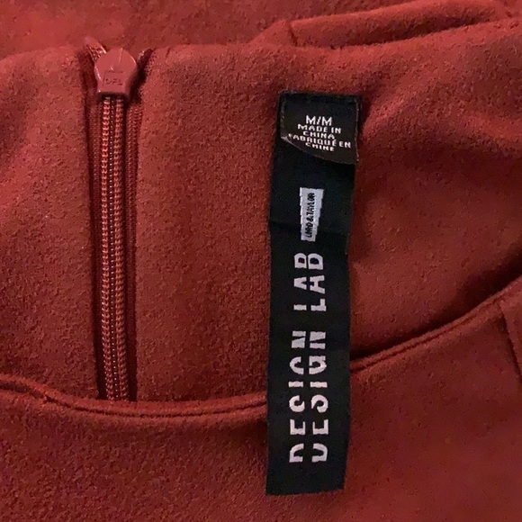 Design Lab Brick Red Faux Suede Studded short sleeve shift mini dress - Picture 4 of 5